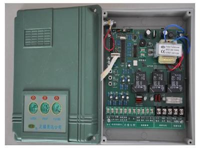 【供應(yīng)優(yōu)質(zhì)軟啟動(dòng)多功能、伸縮門(mén)、平移門(mén)、自動(dòng)門(mén)、電動(dòng)門(mén)控制箱】?jī)r(jià)格,廠(chǎng)家,圖片,電動(dòng)車(chē)控制器,無(wú)錫靈達(dá)機(jī)電科技-